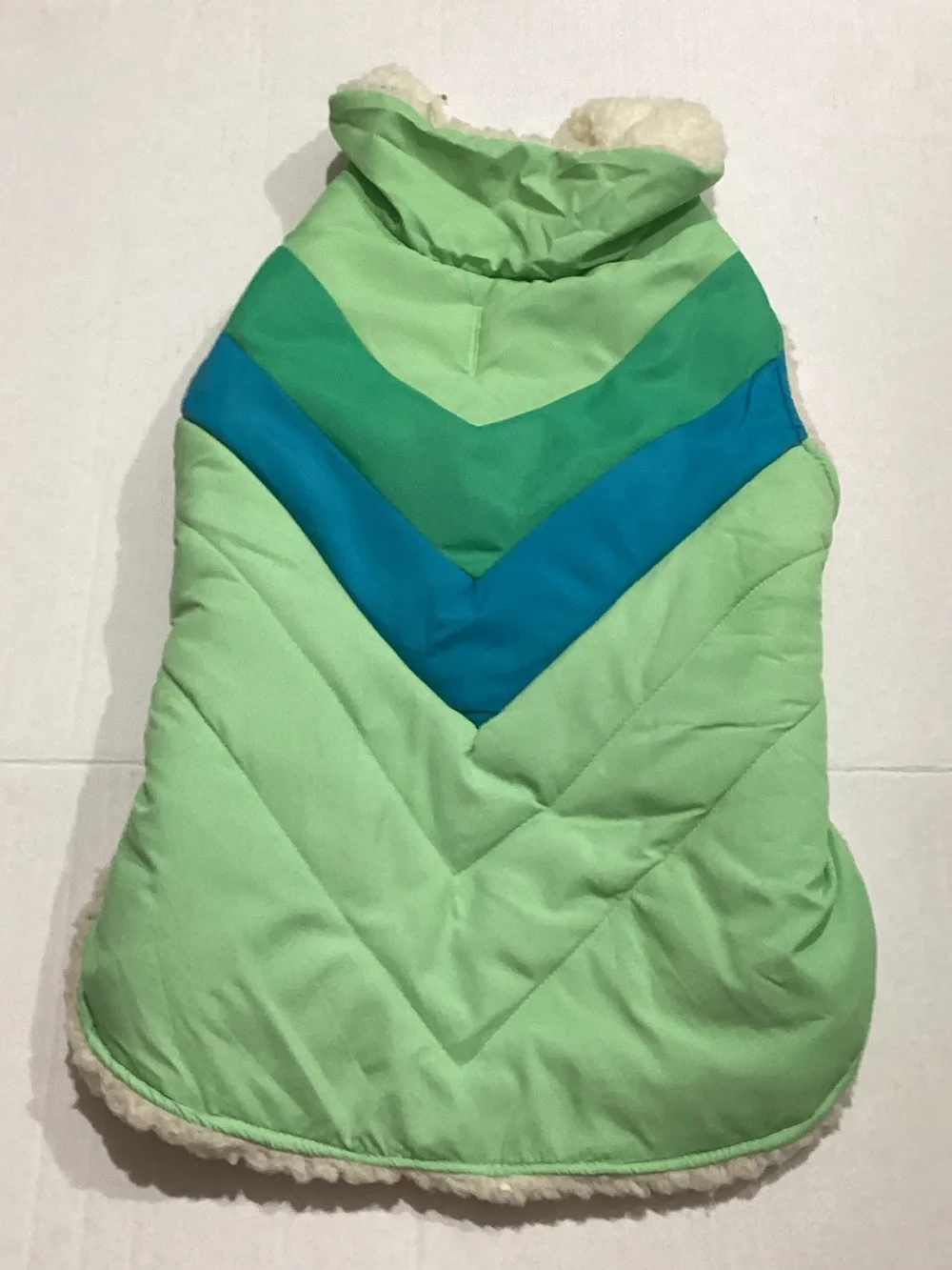 Wondershop Green and Teal Chevron Puffer Dog Coat